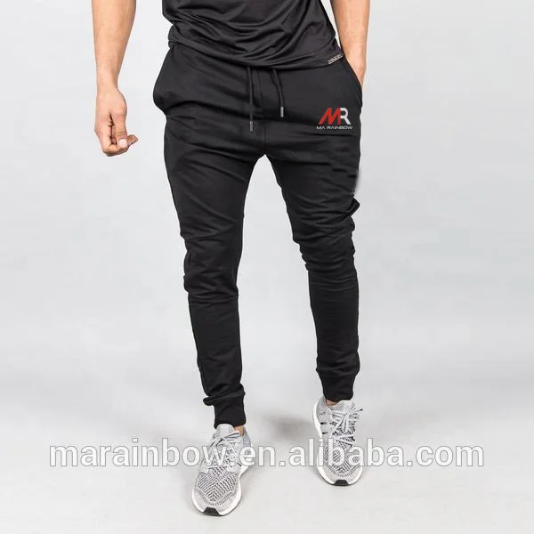 tapered jogging bottoms