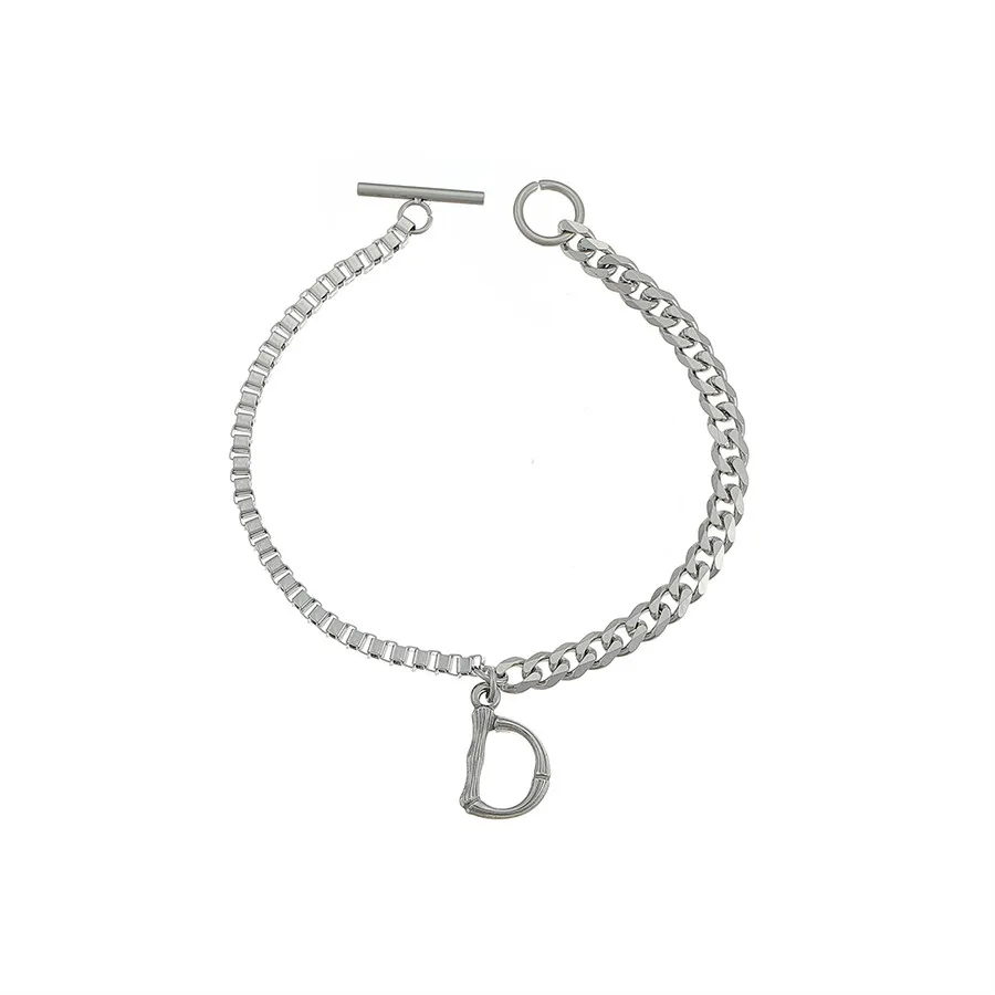 

YXBrace-223 Xuping Jewelry Light Luxury, Fashion, Elegant, High-quality Alphabetic Series, neutral letter D all-around bracelet