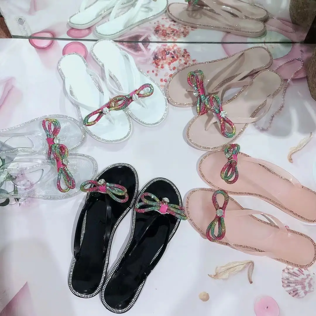 

2021 Jelly Women Slippers Summer Casual Sandals Female Flat Beach Slides Women Crystal Clear Rhinestones Jelly Sandals, Black, transparent,khaki,white