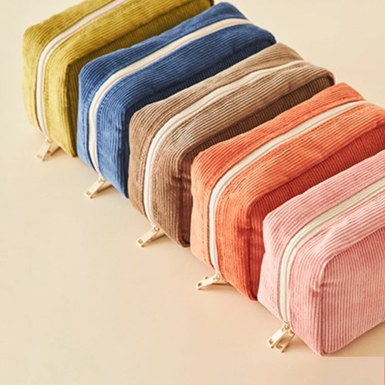 

Hot Sale Customized Logo Square Velvet Beauty Corduroy Cosmetic Bag