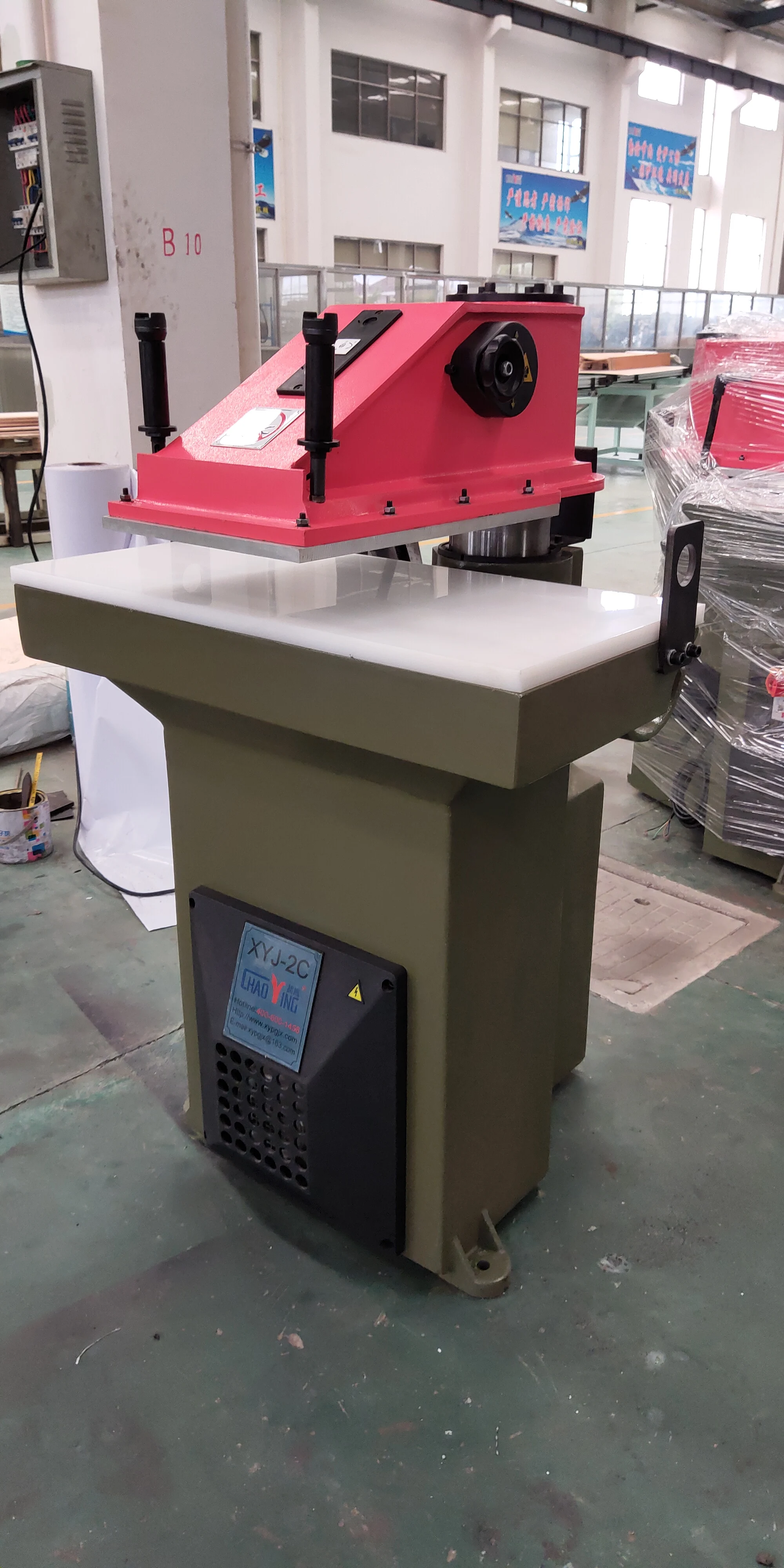 
Leather shoes gasket sponge die cutting machine 