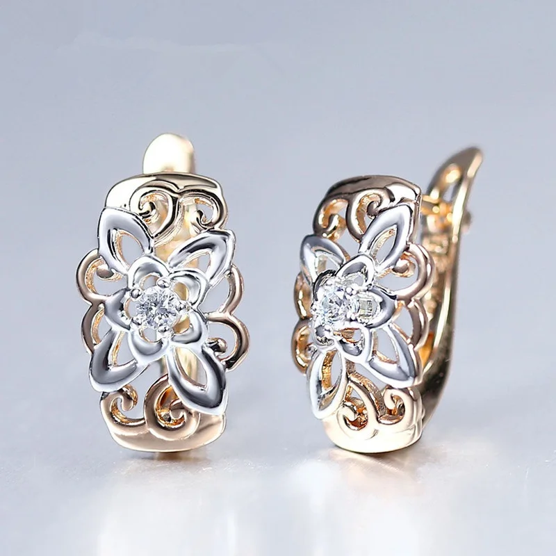 

CAOSHI Flower Shaped gold silver plated Tow Tone Hollow Huggies Earrings for women wedding diamond earring