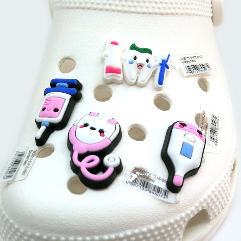 

custom PVC shoes charms Children's medical supplies high quality shoe charms with tags shoe buttons accessories