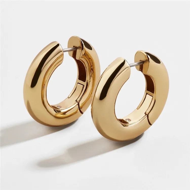 

SP 19.5*19.5mm American Fashion Style Simple Design Hoop Earring Jewelry Brass Made Gold Plated Earrings