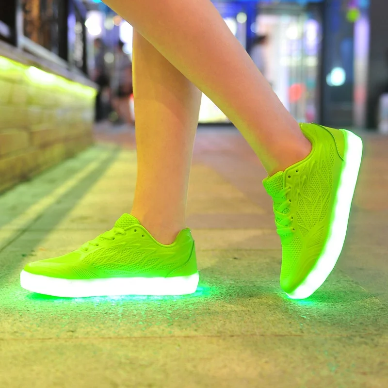 

7 Changeable Color USB Charging Flashing New Fashion Shoes Light, Red, green, black, pink