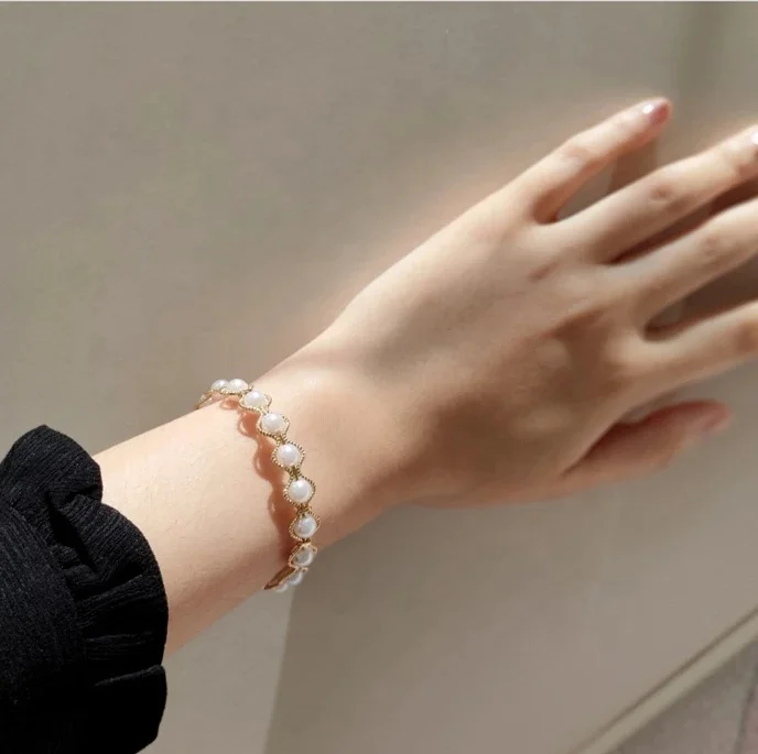 

RAKOL MB013 korean simple bangle vintage pearl bangle open adjustable bangle, Picture shows