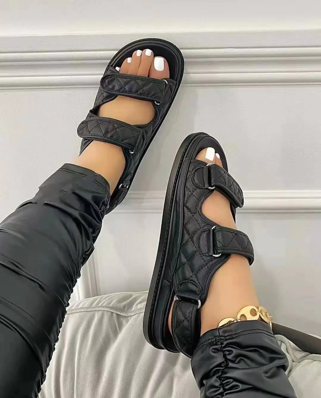 

2021 New Design Fashion Slippers Platform Shoes Flat Summer beach Sandals for Women and Ladies, White,grey,brown,black