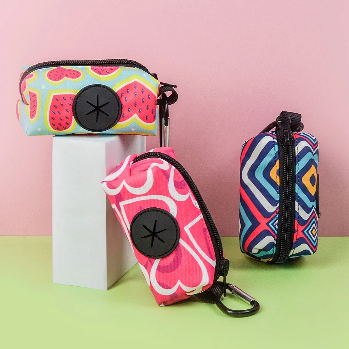 MIDEPET Custom Pattern and LOGO Accept Hot Dog Pet Dog Poop Bag Holder Dispenser With Rubber Logo Dog Poop Bag Holder