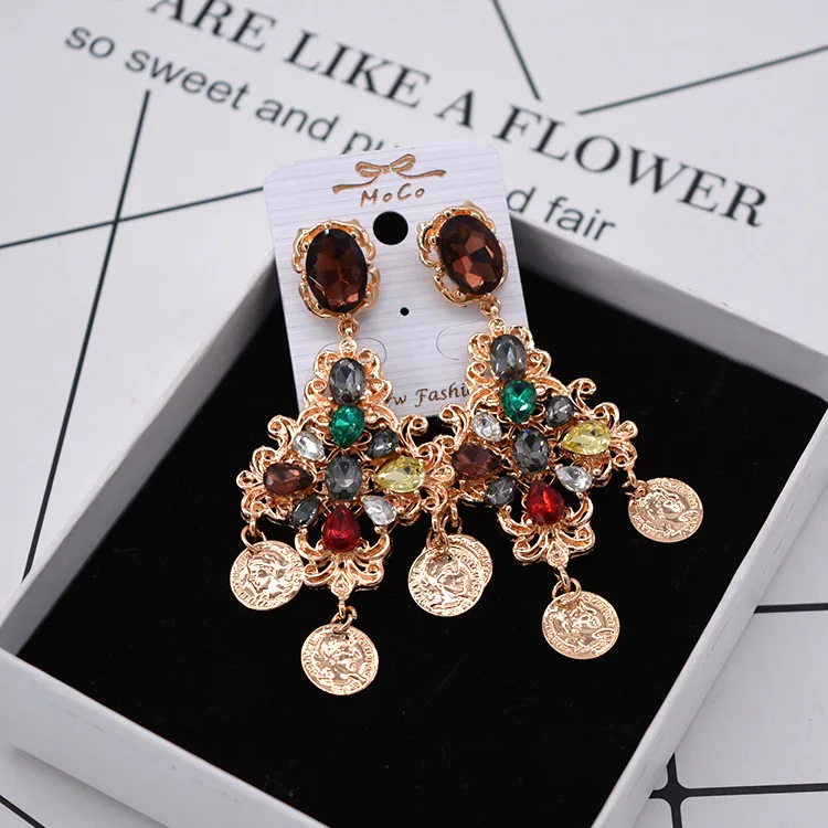 

2020 Elva jewelry new design Baroque ladies earrings designs earrings woman small gold earrings