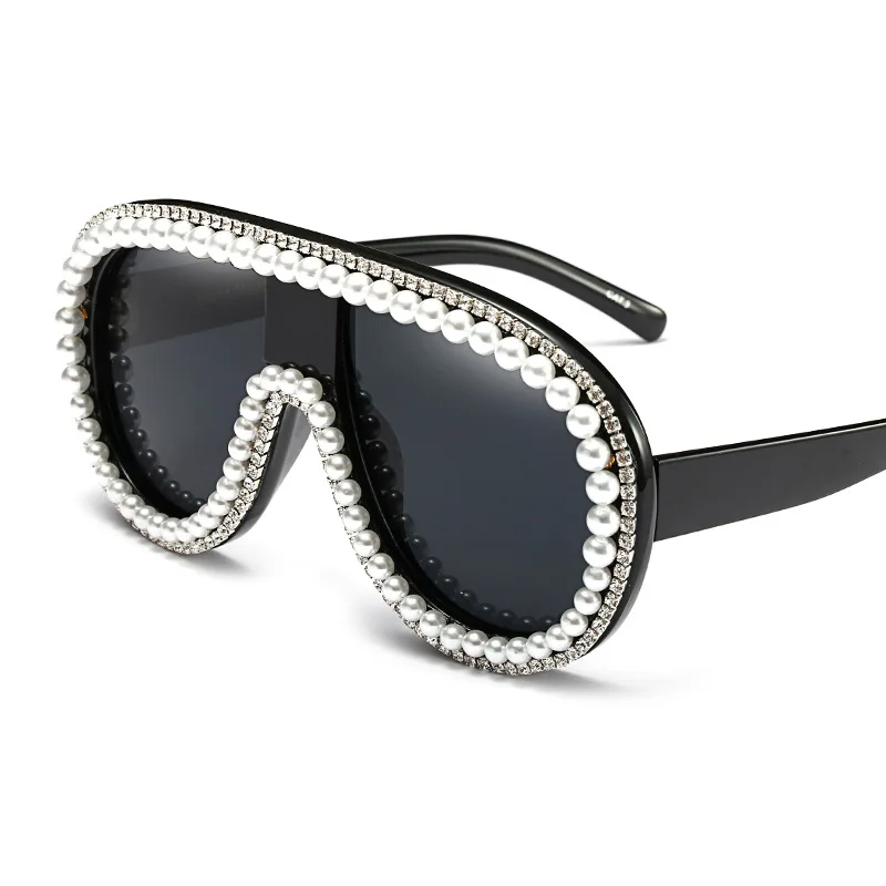 

Fashion Modern Luxury Design Bling Rehinestone Diamonds Frame Sunglasses One Piece Lens UV400 Oversized Shades Sun Glasses