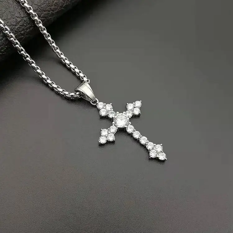 

Stainless steel Cross necklace jewelry Creative Korean version of the fashion popular pendant With diamond necklace