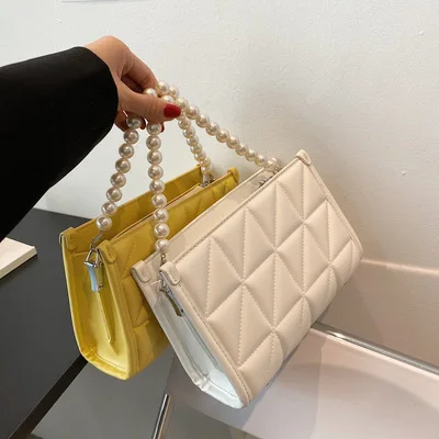 

2021 new fashion women handbag with pearl solid color PU leather quilted bag zipper open sling crossbody shoulder bag, Black ,blue ,yellow ,white