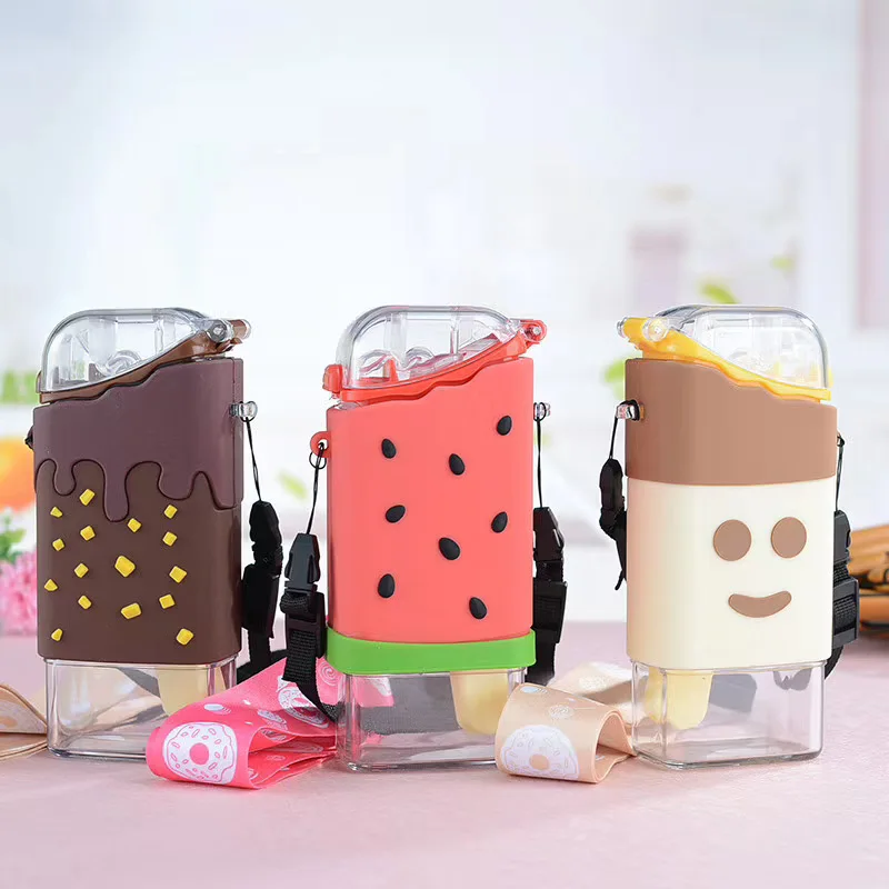 

Children's Plastic Water Cups Drop-proof Straw Cup with Strap