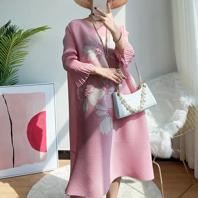 

Wholesale custom 2021 New youthful loose plus size flared sleeve fashion casual feminine print pleated dress