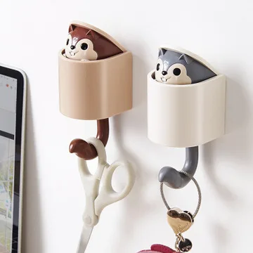 

Squirrel Hook Viscose Door Free Punch Sticky Hook Cartoon Kitchen Wall Coat Hook