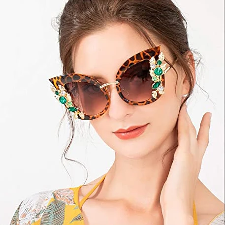 

Twooo 6698 High End Oversized Cat Eye Shape Sunglasses Luxury Diamond Sun Glasses