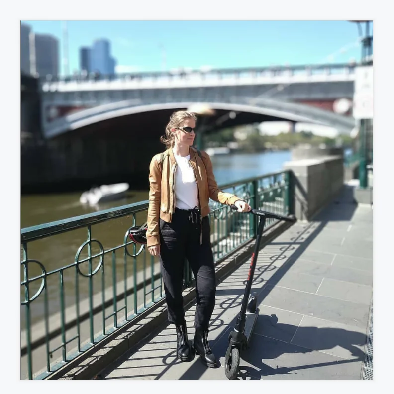 

Elegant Foot Accelerator Free Finger Dovetail Folding e scooter electric china disc brake adult self-balancing electric scooters