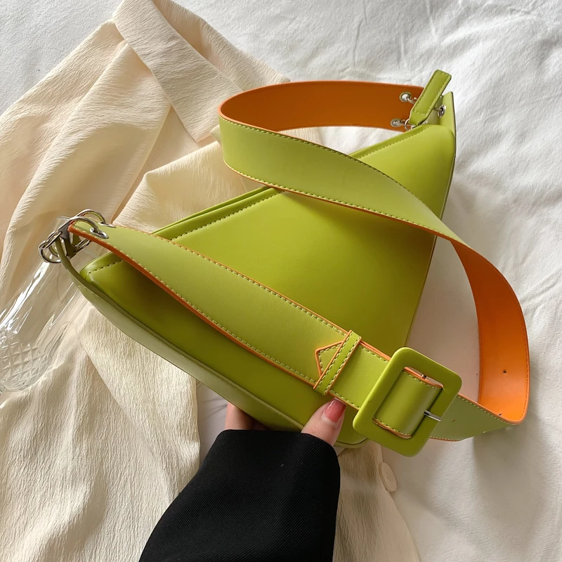 

Unique Triangle Shaped Stylish Handbags For Women Designer Handbags Wholesale