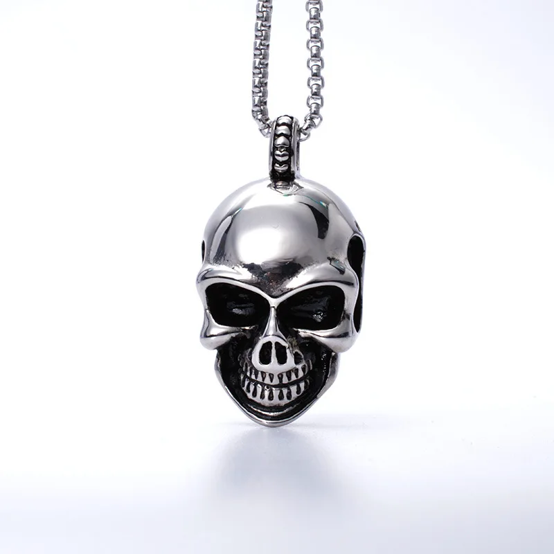 

2022 Personalized unique design skull head couple necklace Brand New Jewelry Personal Chain trend skull necklace for men