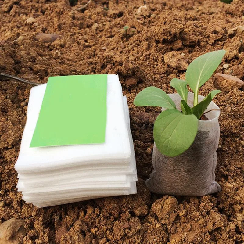 

Factory Wholesale Price Plant Fabric Seedling Pots for Biodegradable and Eco-friendly Degradable Non-Woven Plant Nursery Bags, White,black,yellow,red and etc
