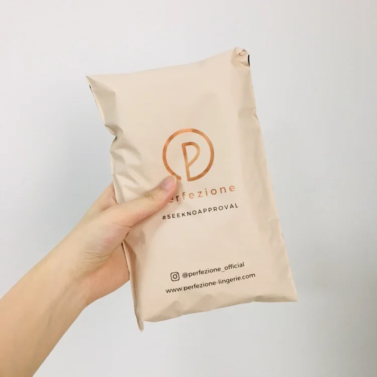 

small size custom printed peach color biodegradable poly mailer bag own gold logo plastic shipping packaging bag for courier