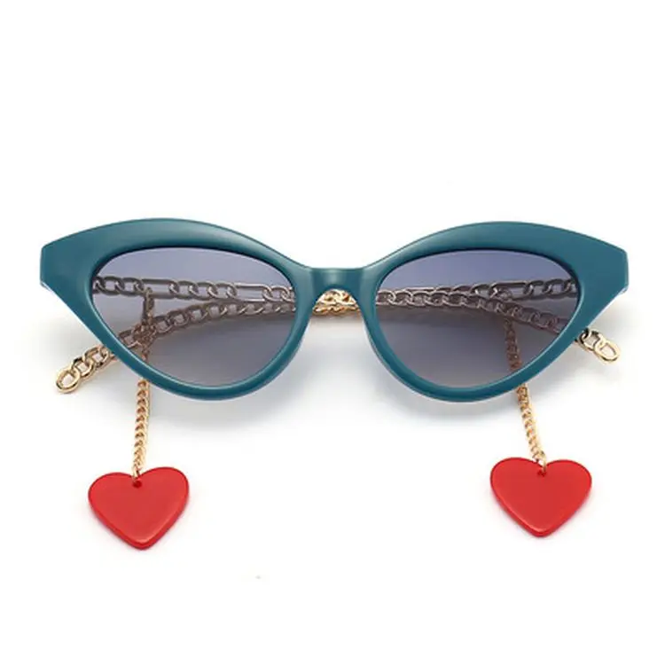 

New Arrival Fashion Heart Sunglasses Women Lady Shades With Glasses Chain Gafas 2022