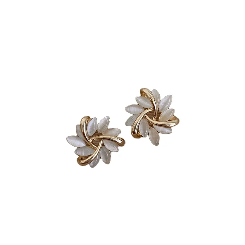 

Elegant and Exquisite Opal Petal Circle Stud Earrings unique daisy flower stud earring, Golden