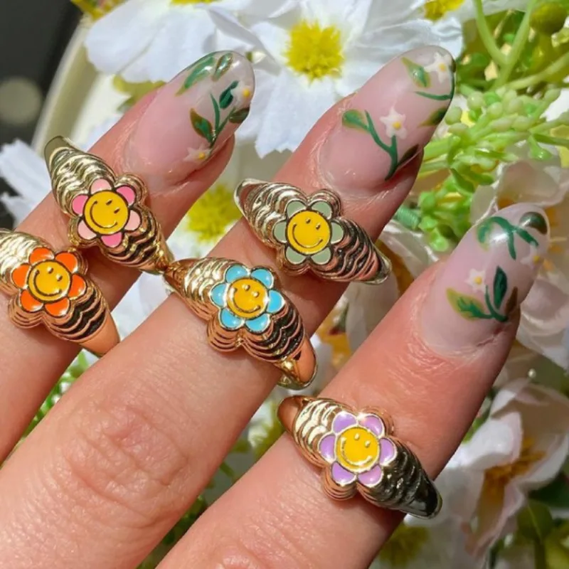 

y2k New Fashion Women's Jewelry Copper Plated 18k Gold Smiling Face Sun Flower Dripping Oil Index Finger Ring, Like picture