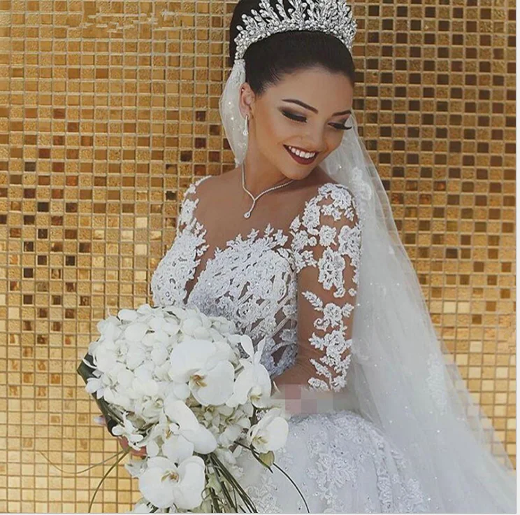 

New Design Wholesale Sexy Slim Fit Bride Long Sleeve Lace Wedding Dress, White