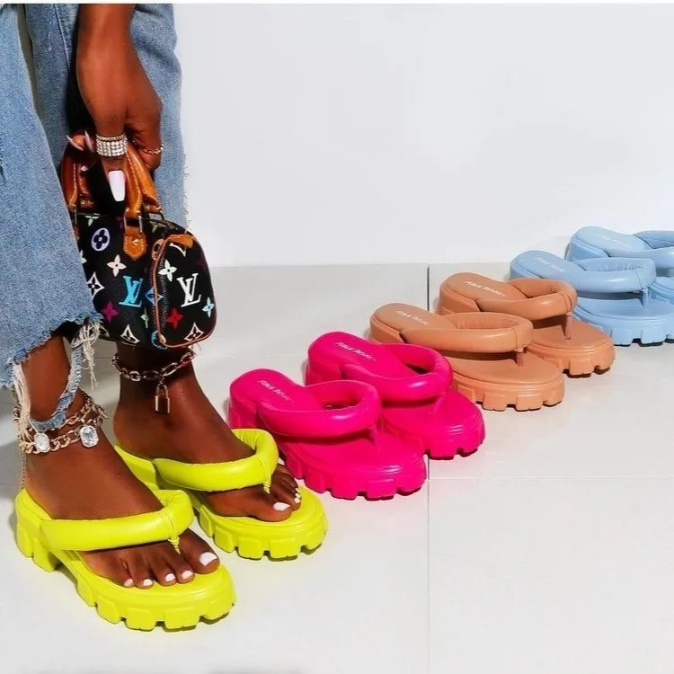 

Foreign trade cross-border thick-soled slippers women wear high-heeled rodeo shoes INS tide casual beach shoes high-heeled