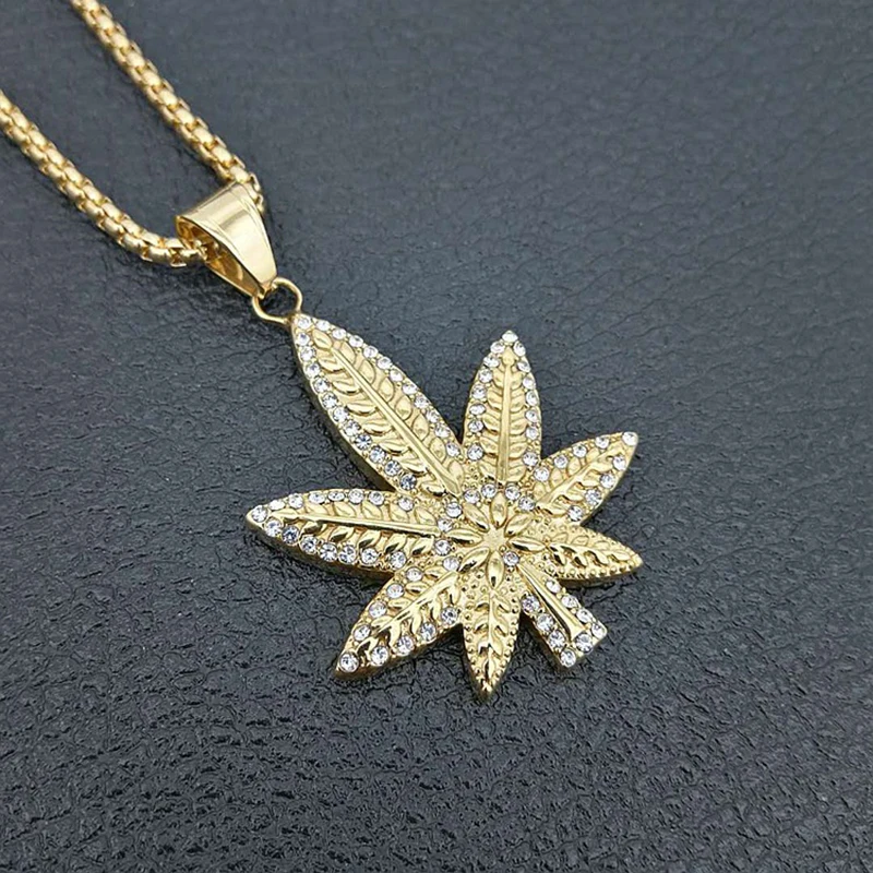

Blues RTS Hip Hop Crystal Rhinestone Marijuanna Leaf Design Stainless Steel Gold Plated Maple Leaf Pendant For Men Jewelry