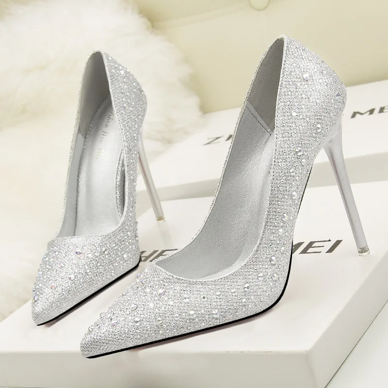 

Fashion New Women Pumps Classic Sequined Shallow Women High Heels Sexy Pointed 10cm Wedding shoes party Women Shoes