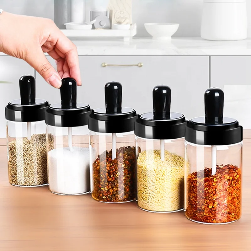 

Kitchenware Clear Seasoning Salt pepper Bottle Glass Shaker Bottle Jam Spice Jar Container with Spoon