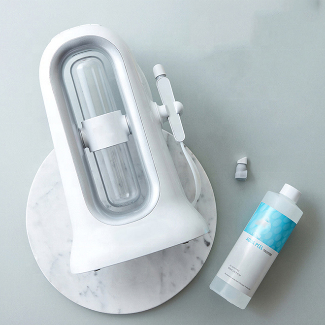 

Factory Price H2O2 Small Bubbles In Multi-Funtional Beauty Equipment, White