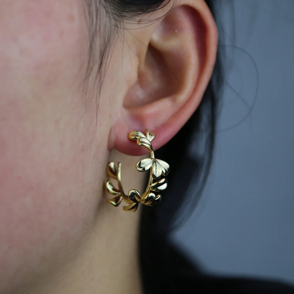 

Elegant Leaf Shape Hoop Earrings Rhinestone cz Gold Color Surround Small Hoop Earrings Mini Slim Circle Earring Jewelry