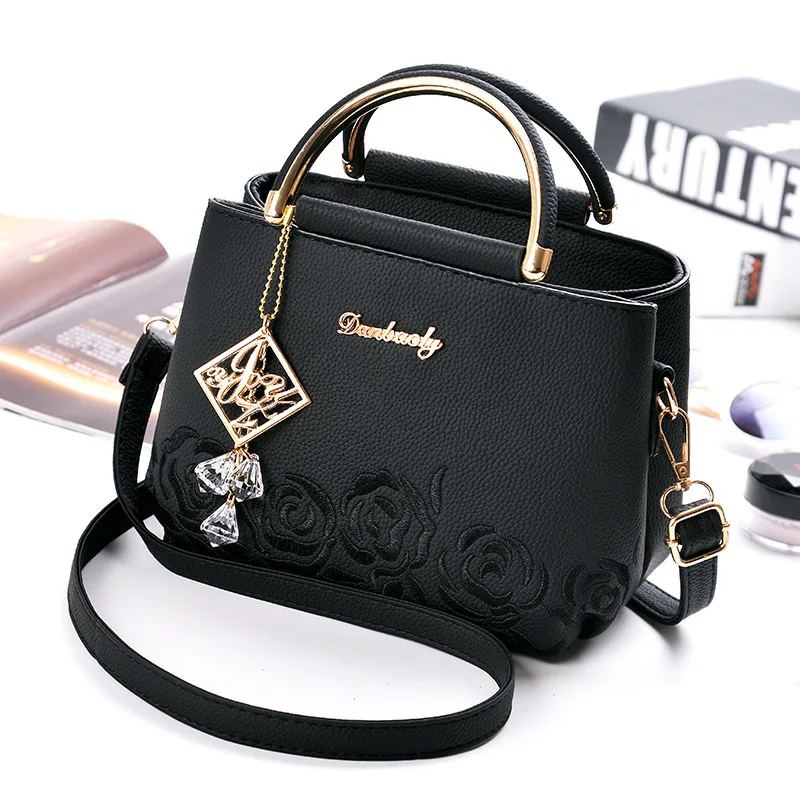 

2021 Wholesale Fashion Trends Woman Embroidery Messenger Bags pu leather lady handbag, ladies handbags, As the photos