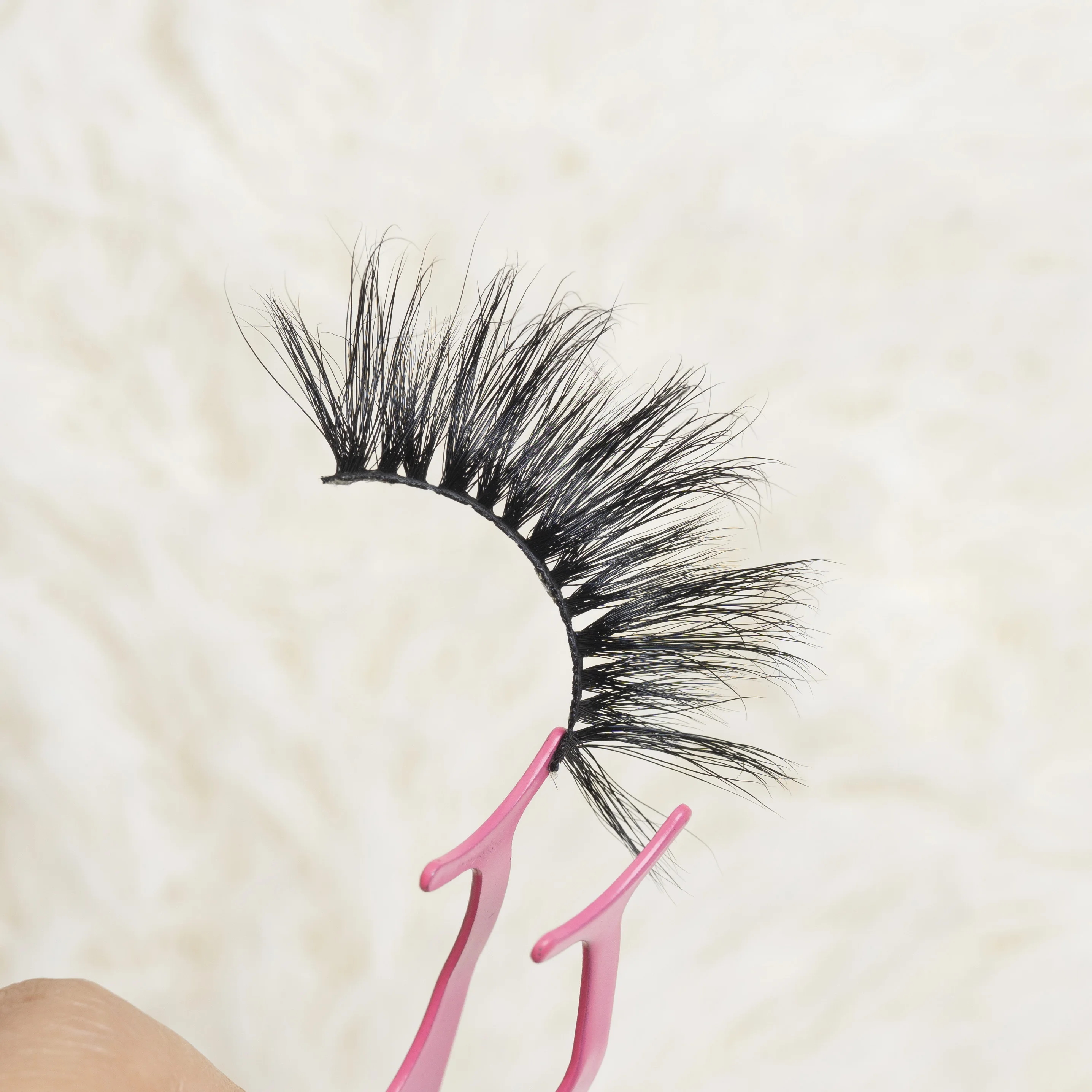 

2021 new arrivals luxury fluffy mink eyelash custom logo eyelash vendor, Black color