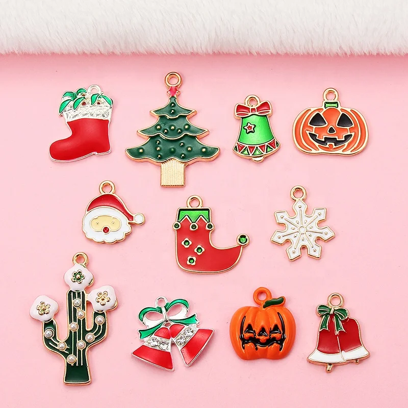 

Christmas Pendant Charm for Necklace Bracelet Jewelry Making Clothes Sewing Bags Decoration Charm Supply(Christmas Styles), Color