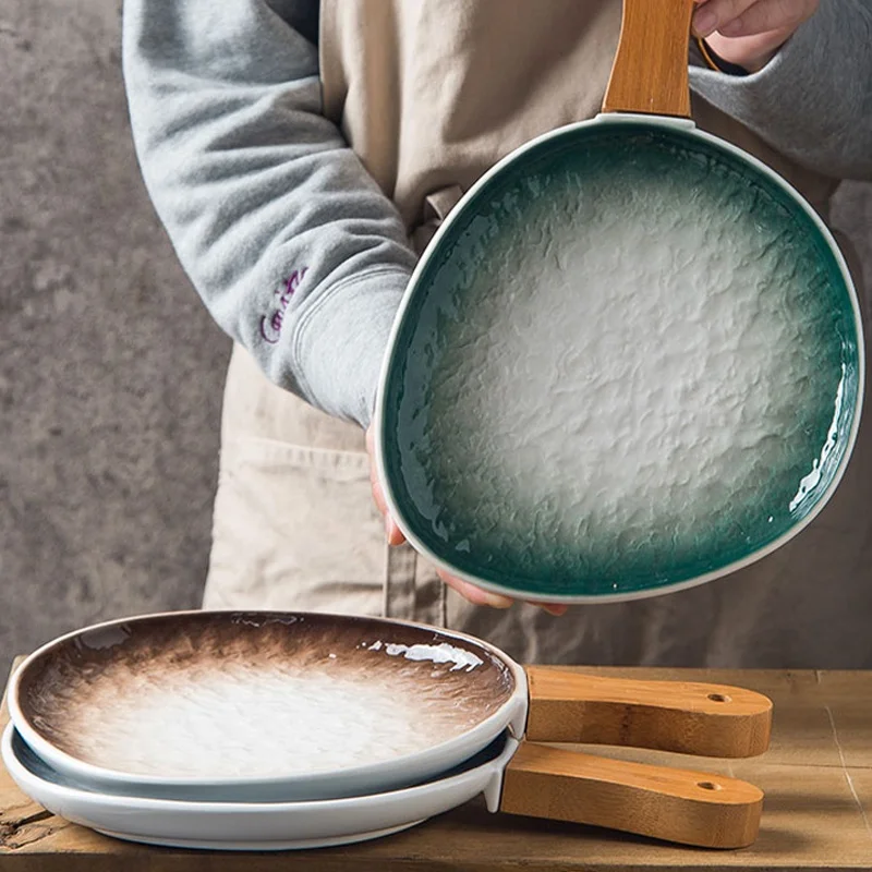 

New Product Creative Gradient Stone Grain Ceramic Tableware Household Steak Plate Dish Bakeware with Wooden Handle, Brown/blue/green