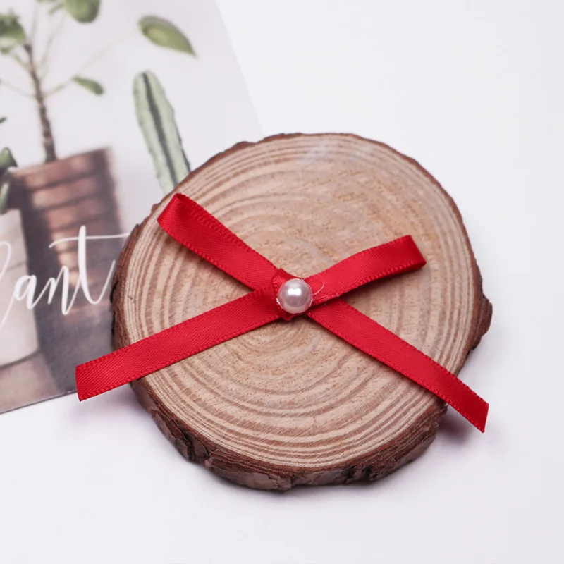 
Small Satin Ribbon Bow With Pearl For Lingerie Decoration 