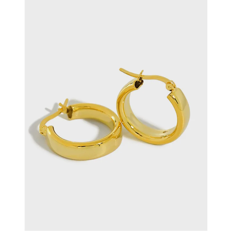 

Fashionable Temperament 18k Gold Filled Hollow Tube Hoop Earring Genuine 925 Sterling Silver Smooth Round Huggie Hoop Earring
