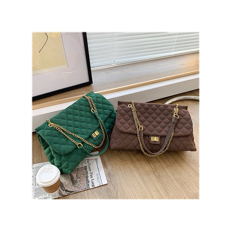 

Luxury Large Capacity Women Shoulder Bags Diamond Lattice Metal Chain Underarm Bag Female Plaid Pattern Lock Crossbody Packs