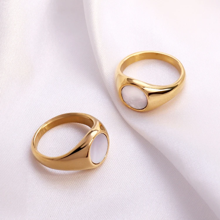 

Dainty White Mother Of Pearl Ring Stainless Steel 18K Shell Signet Gold Dome Ring Jewelry Waterproof Swimwear Round Pearl Ring