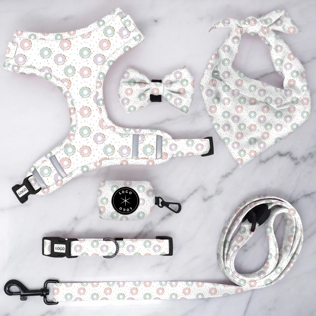 

Adjustable Dog Accessories Reflective Dog Harness Set Custom Personalized Pet Supplies Dog Chest Harness Collar and leash, Customized color