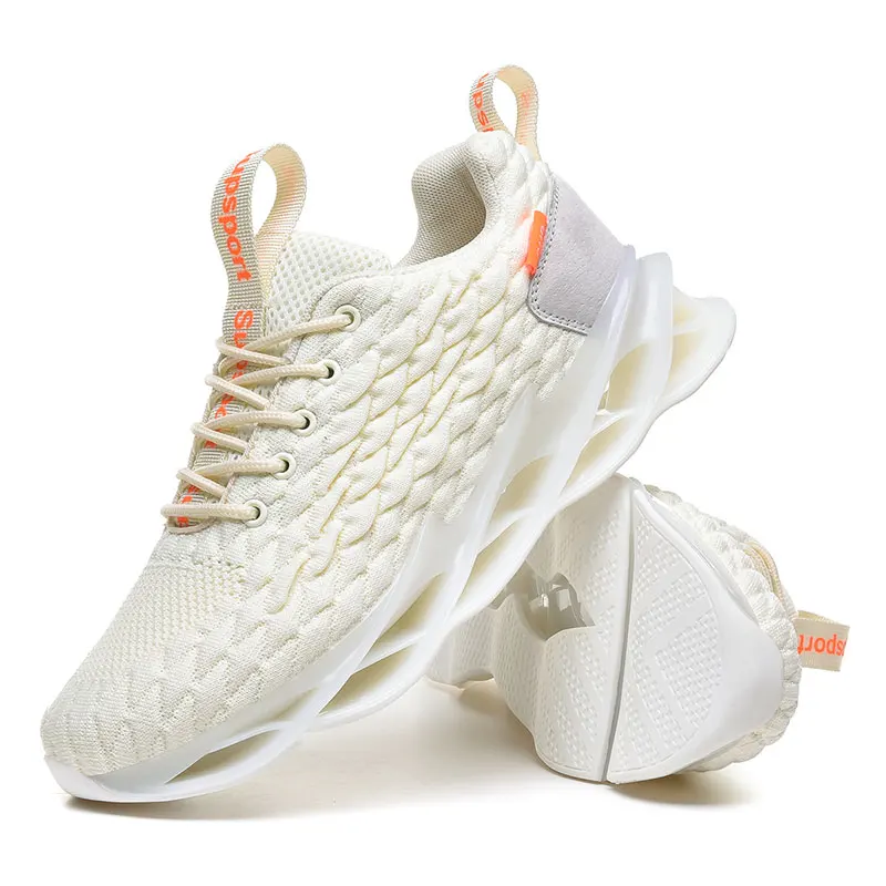 

High quality fashion is popular wholesale casual shoes men sneakers moccasin