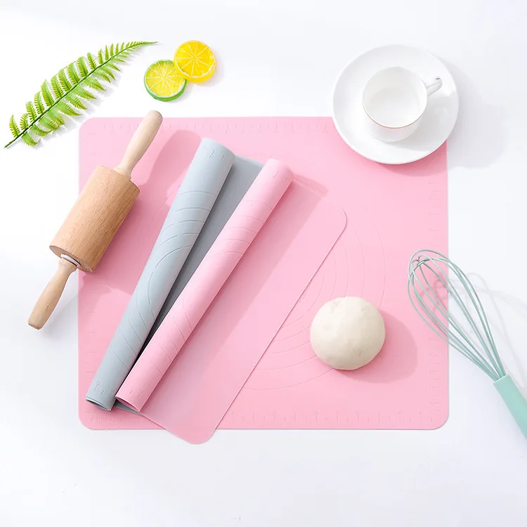 

Custom Anti Slip Kitchen Set Baking Food Grade Cute Rolling Cutter Pastry Placemat Silicone Dough Kneading Mat with Measurement
