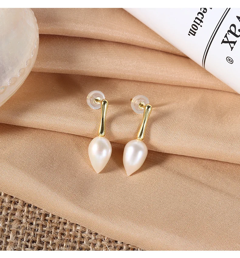 

New pearl stud earrings Instagram Simple S925 silver gold plated freshwater pearl earrings