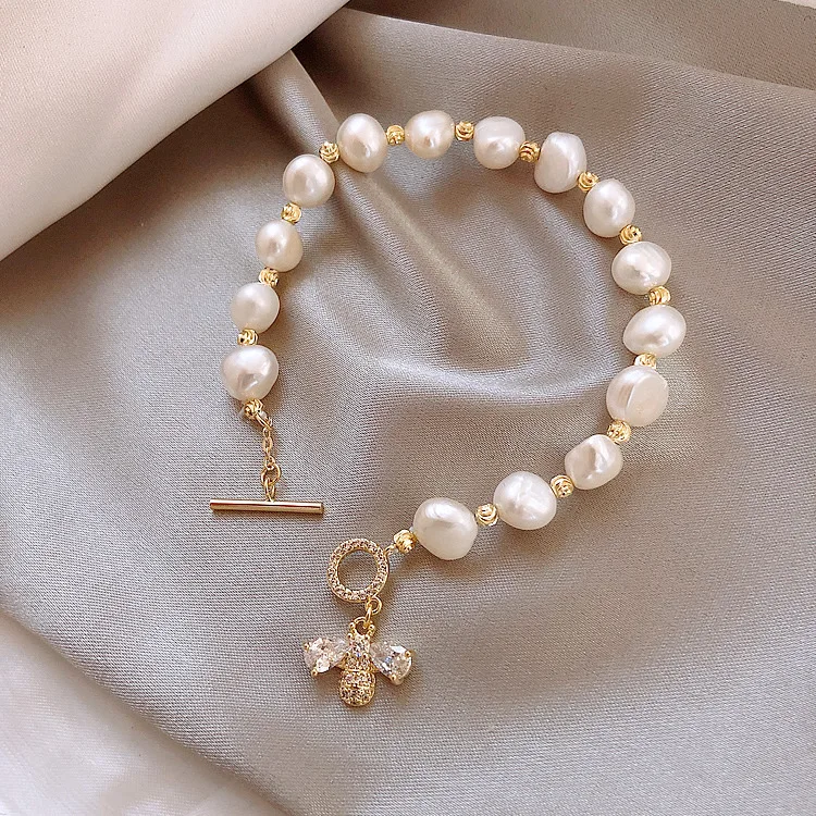 

Vershal D054 Hot Sale 18k Gold Plated Luxury Zircon Bee Charm Freshwater Pearl Beaded Bracelet