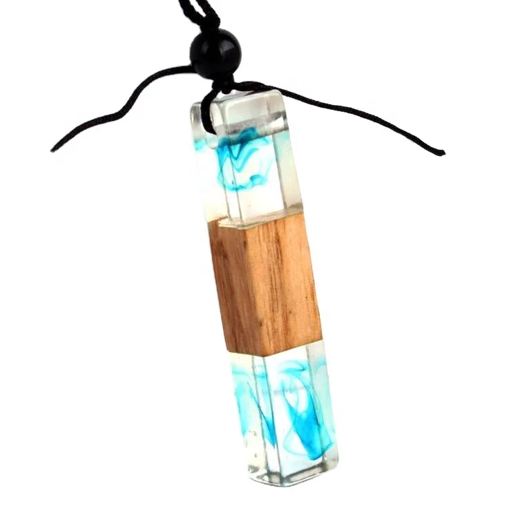 Factory direct supply pure hand-polished resin wood pendant necklace ladies fashion environmental protection jewelry