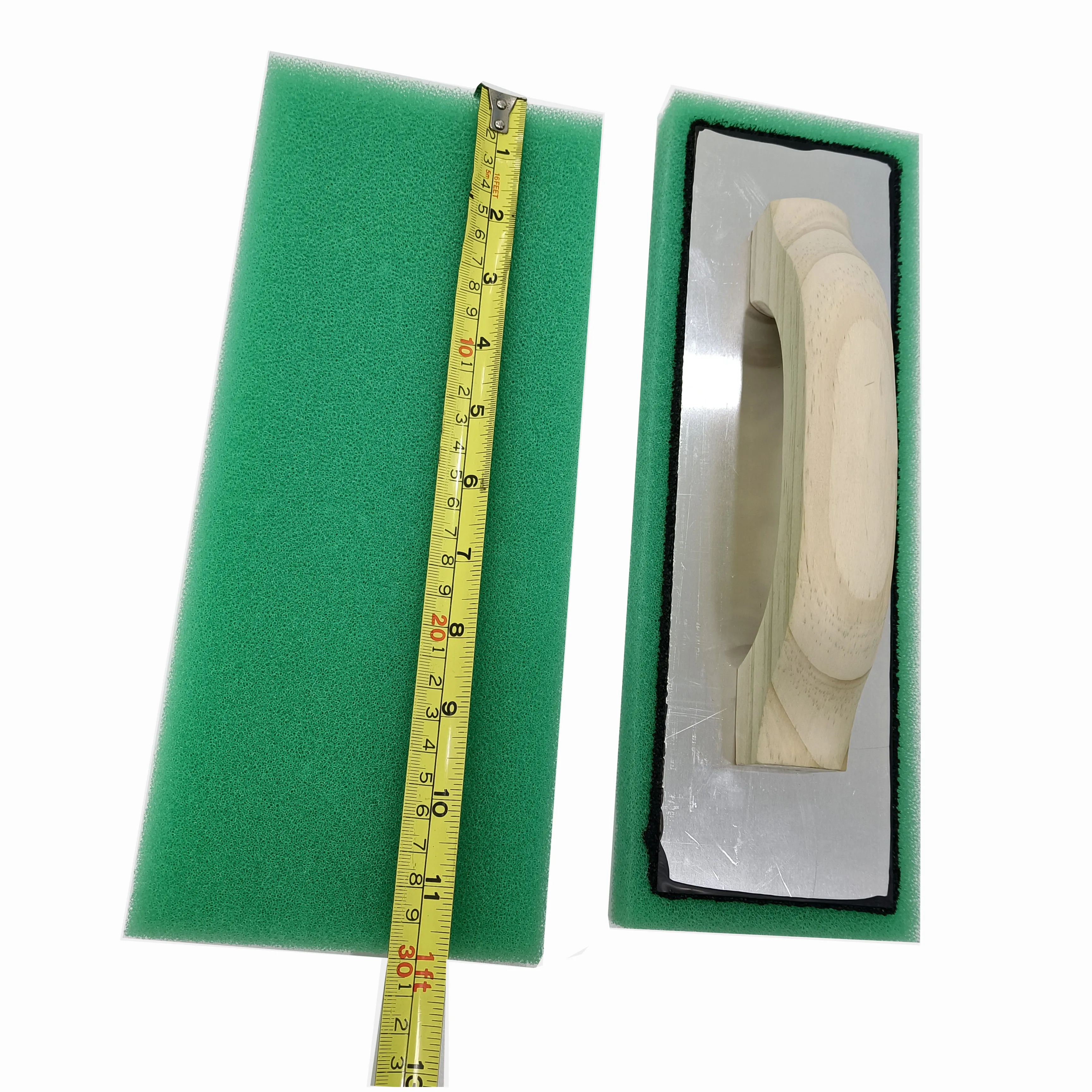 

Fine Green sponge foam float with wooden handle - 5x12x1 "